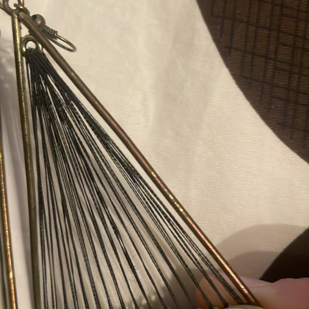 Vintage Oversized Threaded Triangle Earrings - image 4